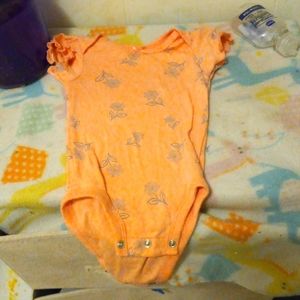 I am selling  a baby shirt for a girl